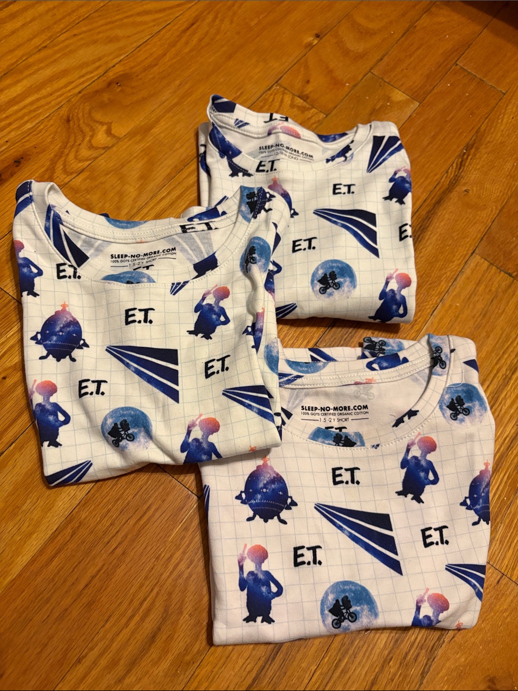 E.T. Top Bundle